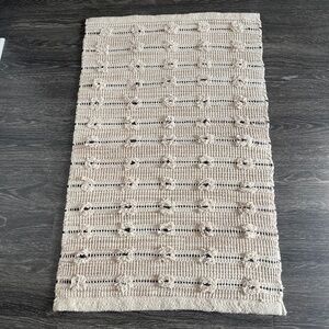 Threshold handwoven cotton and jute 2x3 rug nwt